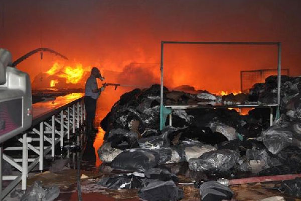 Yozgat'ta tekstil fabrikasında yangın