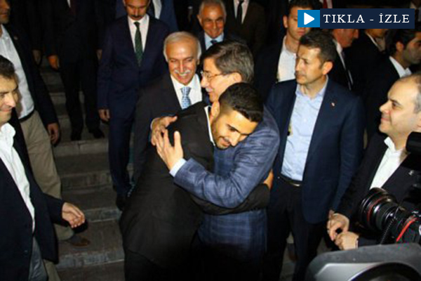 Başbakan ile genç arasında ilginç diyalog