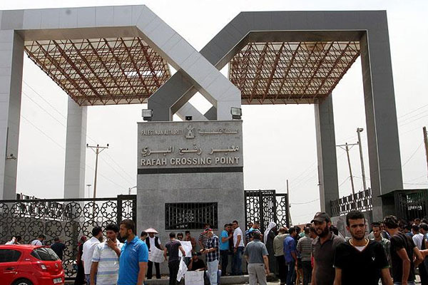 Mısır Refah Sınır Kapısı'nı açıyor