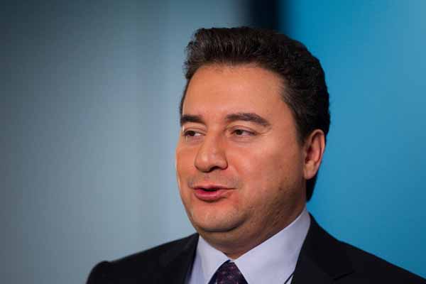 Parti lideri Babacan'a teklifte bulundu