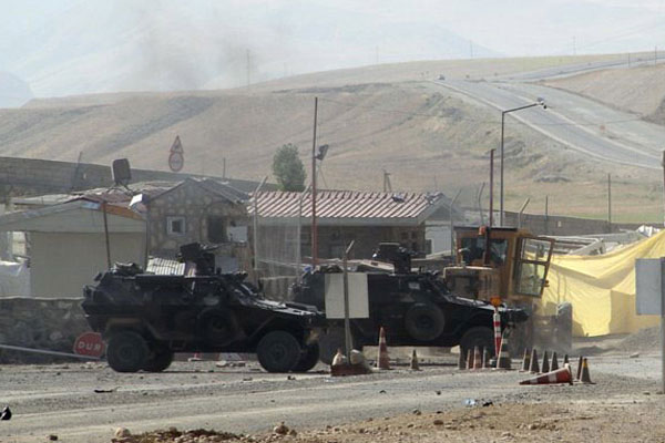 TSK: 14 silah arkadaşımız yaralanmıştır