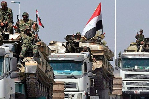 Esed güçleri karadan muhalifleri vurdu