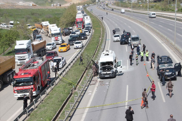 İstanbul’da servis minibüsünde patlama