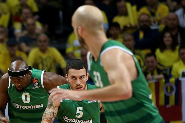 Panathinaikos'ta sıra dışı mağlubiyet cezası