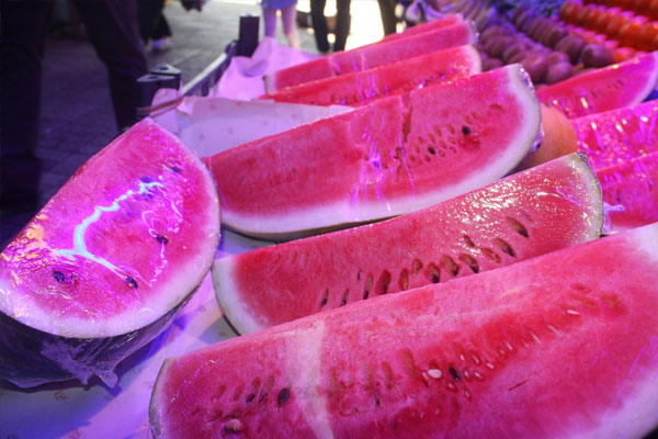 Yaz meyveleri tezgaha indi