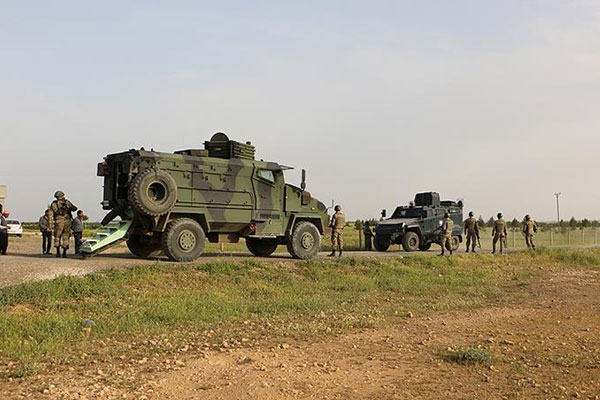 Sınır karakoluna roketatarlı saldırı