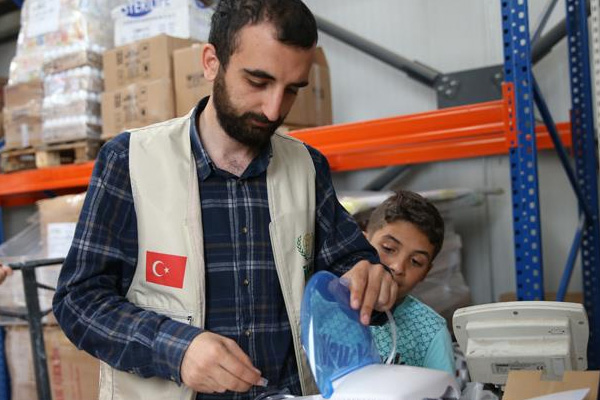 İHH'dan Suriye'ye sağlık desteği