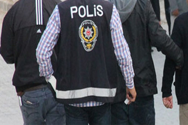 Uyuşturucu satışı yapanlara operasyon: 3 gözaltı