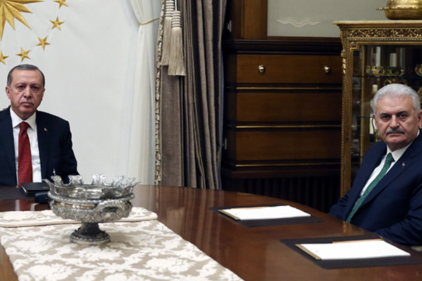 Külliye'deki Erdoğan-Yıldırım görüşmesi sona erdi