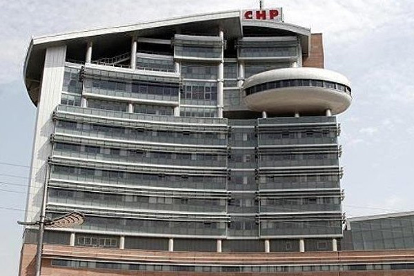 Deniz Baykal'a karşı CHP'den üç aşamalı 2019 planı