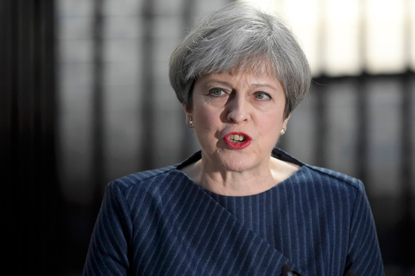 İngiltere: AB bizi tehdit ediyor