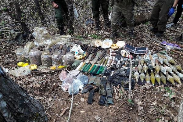 Tunceli'de PKK'nın silah ve mühimmatı bulundu