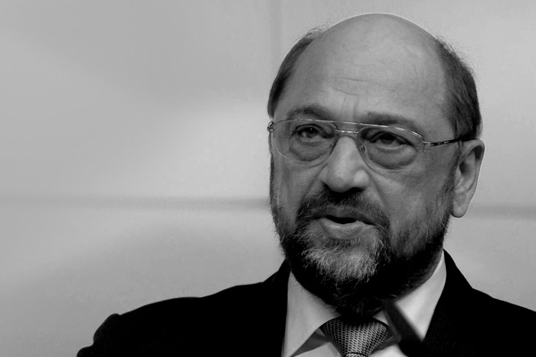 Schulz: Almanya'da idam referandumu düzenlenemez