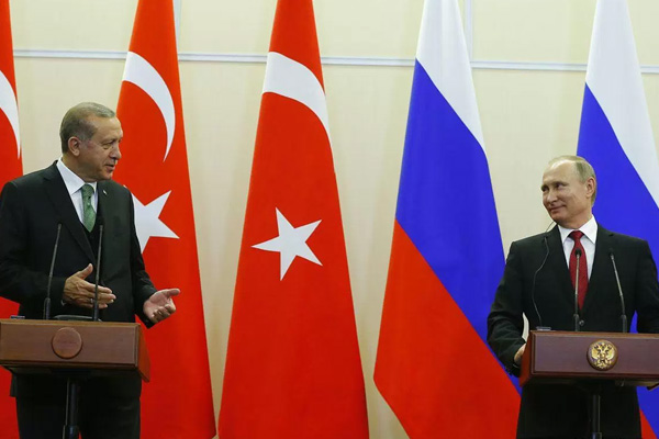 The Economist'ten Türkiye ve Rusya yazısı: NATO kaygılanmalı