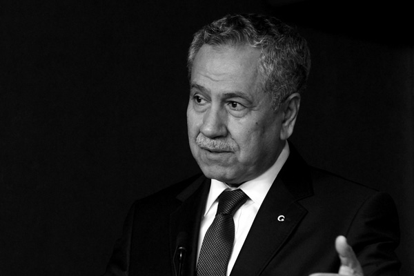 Bülent Arınç'ın eski ortağı tutuklandı