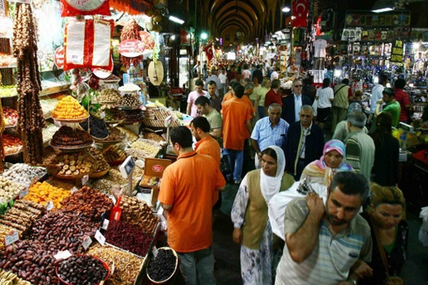 Esnafın indirimli alışveriş yapacağı 'Esnaf Kart' yolda