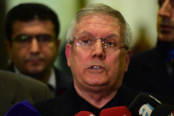 Aziz Yıldırım, Işık Eyigüngör'e tokat attı