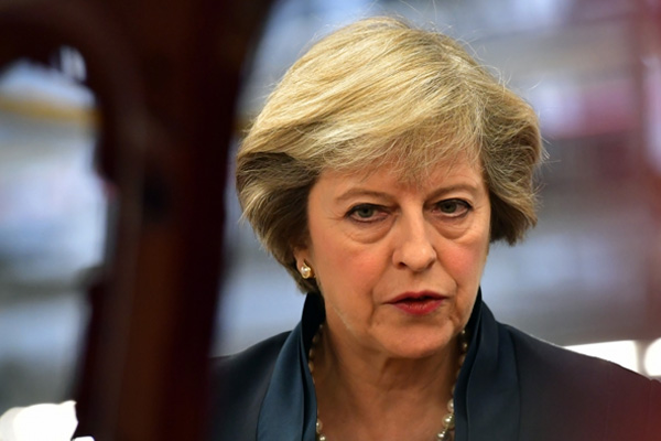 İngiltere göçmen sayısını sınırlamak istiyor