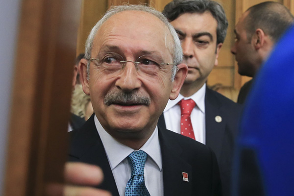 Ahmet Hakan'dan Kılıçdaroğlu'na: Topu Saray'a atıp kendinizi temize çıkarmaya çalışırken...