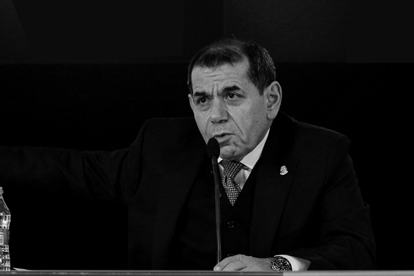 Galatasaray'da tüm futbolculara para cezası