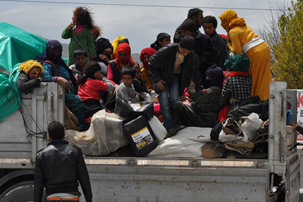 Tır dorsesinden 44 Suriyeli tarım işçisi çıktı