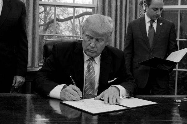 Trump'tan YPG'ye ağır silah onayı