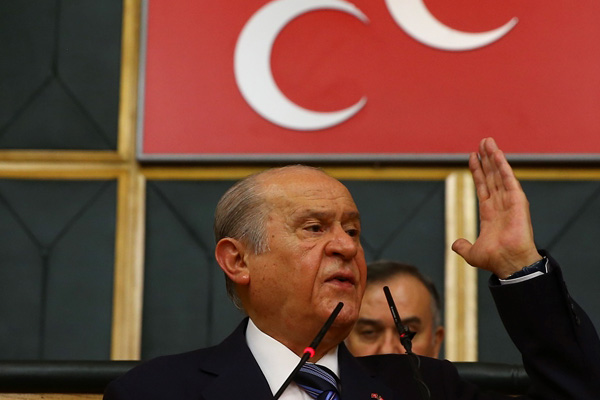 Bahçeli'den Taha Akyol'un notuna cevap