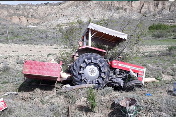 Tosya’da traktör kazası: 3 yaralı