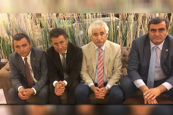 CHP'li 4 vekil açlık grevinde