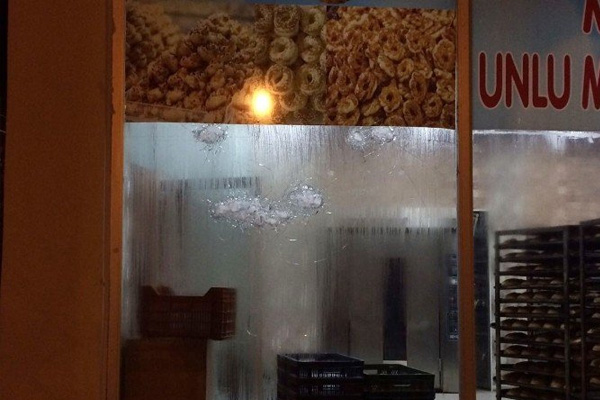 Kozan’da fırına silahlı saldırı