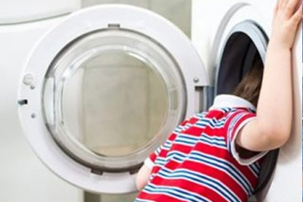 Kız çocuğu çamaşır makinesinde ölü bulundu