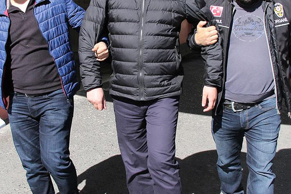 İstanbul'daki PKK operasyonu: 5 tutuklama