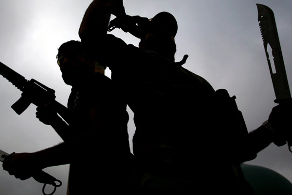 Yeni militanlar bulmak için telefon numarası yayınladılar!