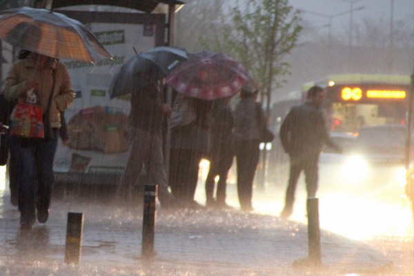 Dikkat! Meteoroloji İstanbulluları uyardı!