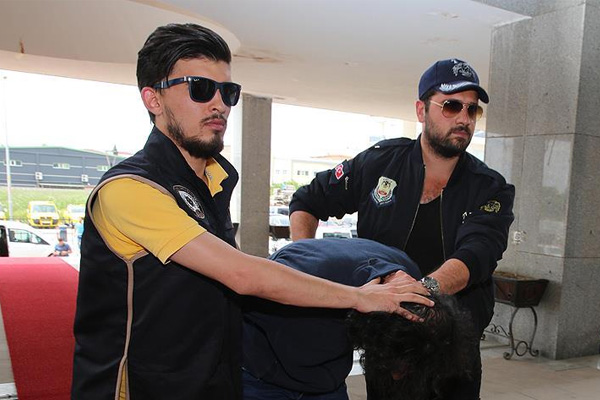 Edirne'de yakalanan eski SAT komandoları tutuklandı