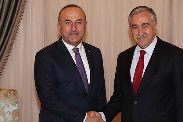 Çavuşoğlu, Mustafa Akıncı ile telefonda görüştü