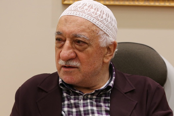 'FETÖ, 'Komutanların samimi olduğu sivilleri' araştırıyordu'