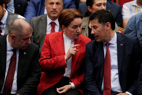 MHP'li muhalifler CHP'ye mi katılıyor?