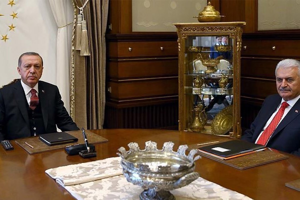 Binali Yıldırım ve Cumhurbaşkanı Erdoğan bir araya geldi