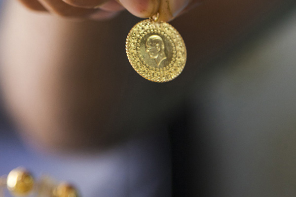 Çeyrek altın 1 günde 5 TL değer kazandı