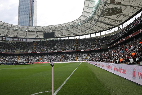 Beşiktaş'ta yeni sezon kombineleri satışa çıktı