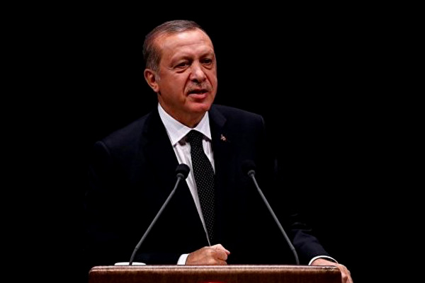 Erdoğan: Özgürlük dersi vermeleri komik kaçıyor