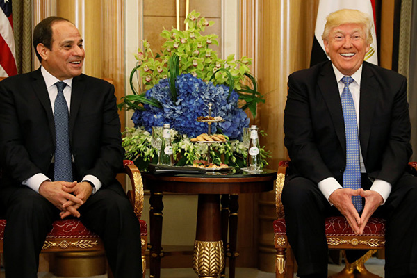 Trump'tan Sisi'ye: Yakın zamanda Mısır'a geleceğim