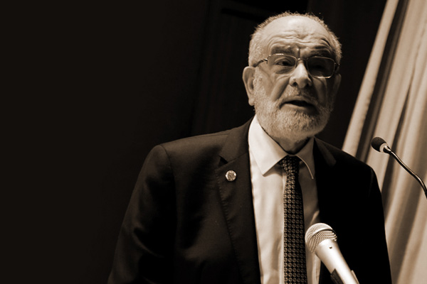 Karamollaoğlu: Türkiye'nin bir numaralı meselesi kutuplaşmadır