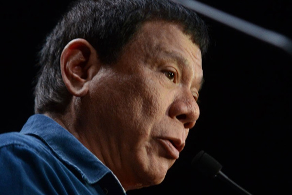 Duterte Kuzey Kore'yi ikna edecek!