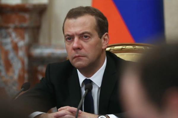 Medvedev: Türkiye'ye yönelik domates yasağı devam edecek