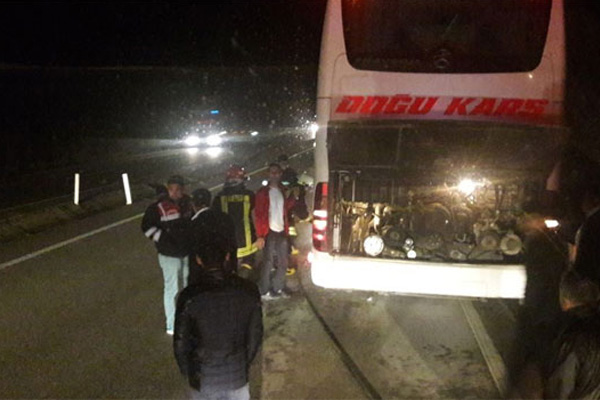 Yolcu otobüsünde yangın paniği