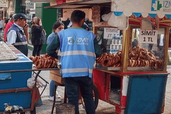 Yüksek sesle simit satışına ceza