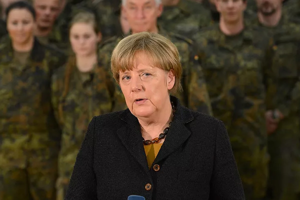 Almanya'dan 'Avrupa ordusu' için sessiz adım