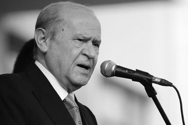 Alanya pankartını gören Bahçeli Erdoğan'a seslendi